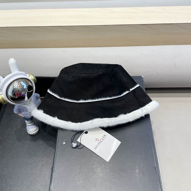 Moncler hat (8)
