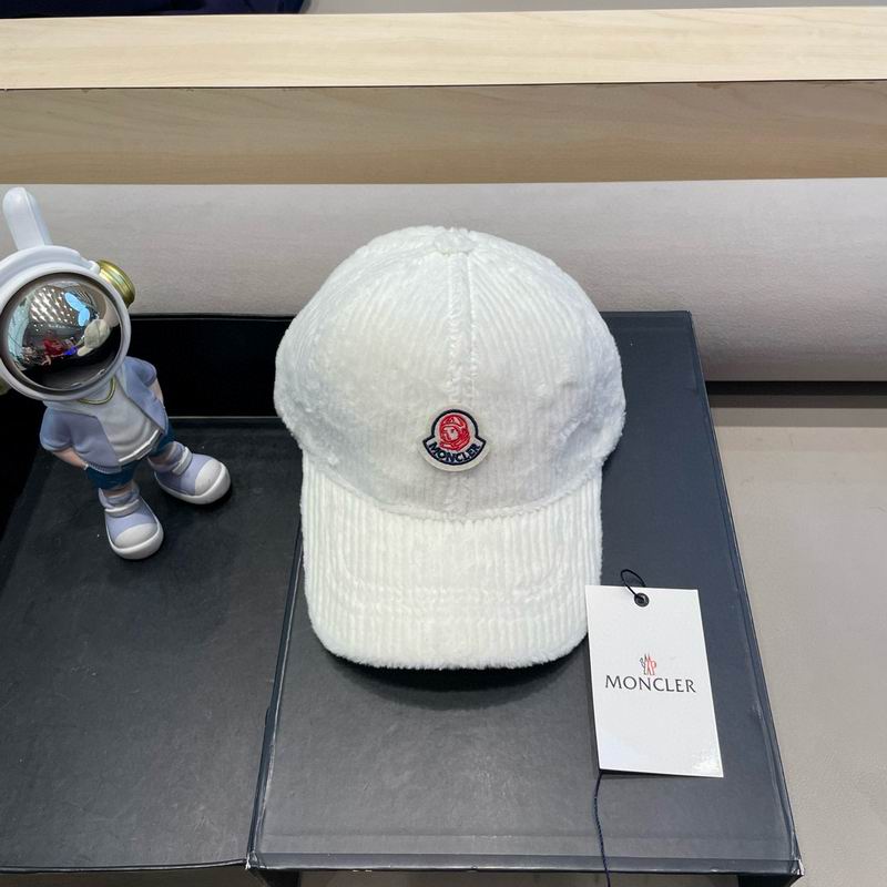 Moncler hat (8)