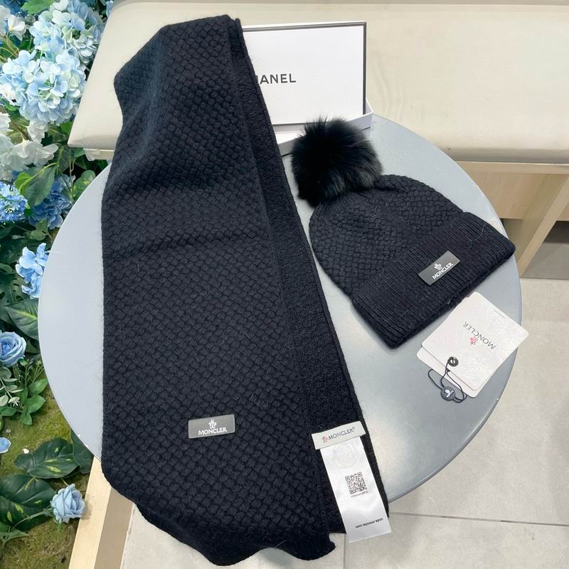 Moncler scarf hat (30)