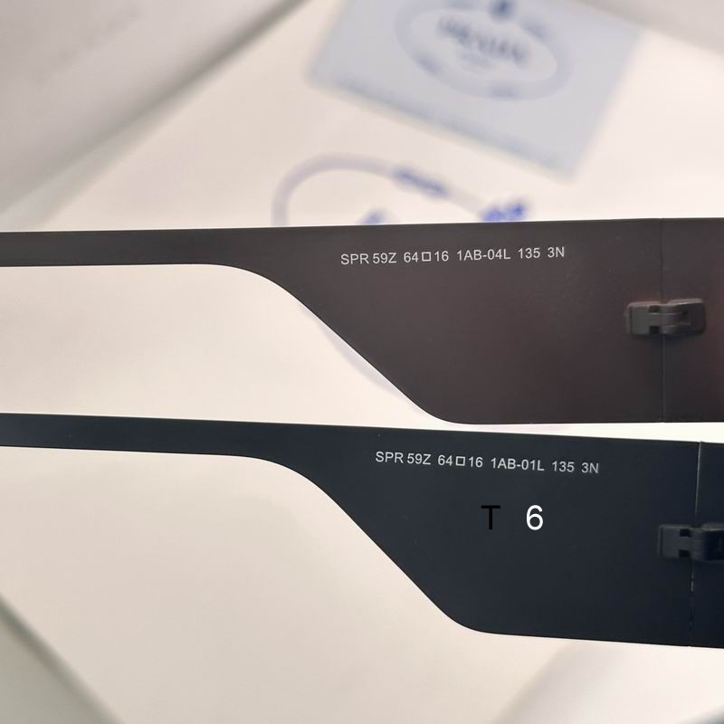 Prada SPR59Z 70-7-135 e06