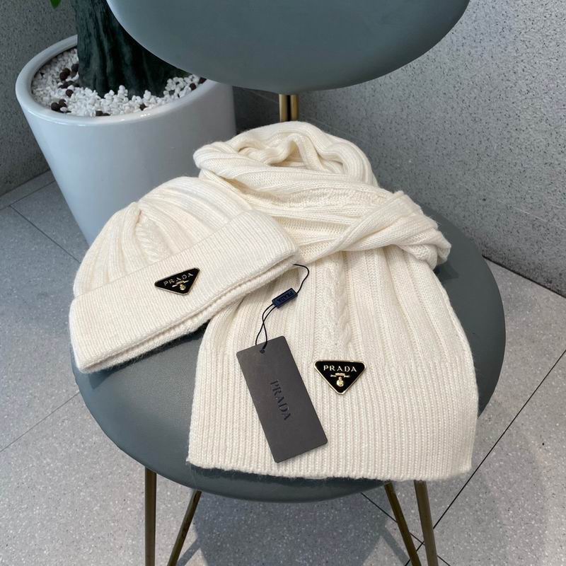 Prada Scarf hat 04 (11)