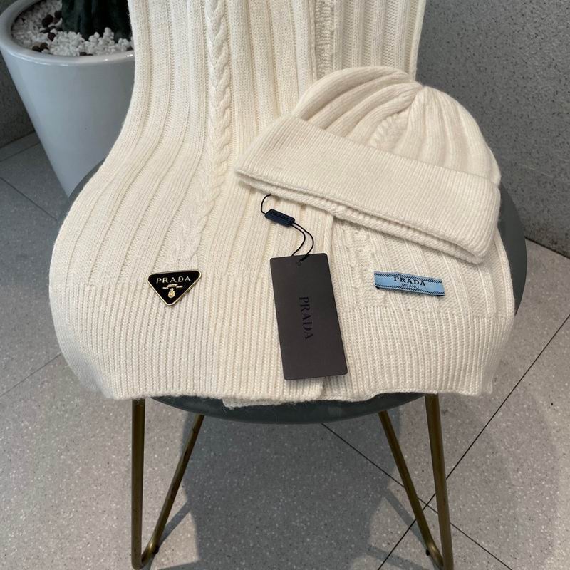 Prada Scarf hat 04 (12)