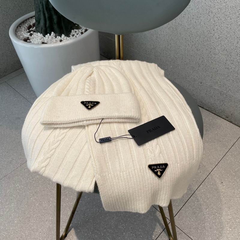 Prada Scarf hat 04 (18)