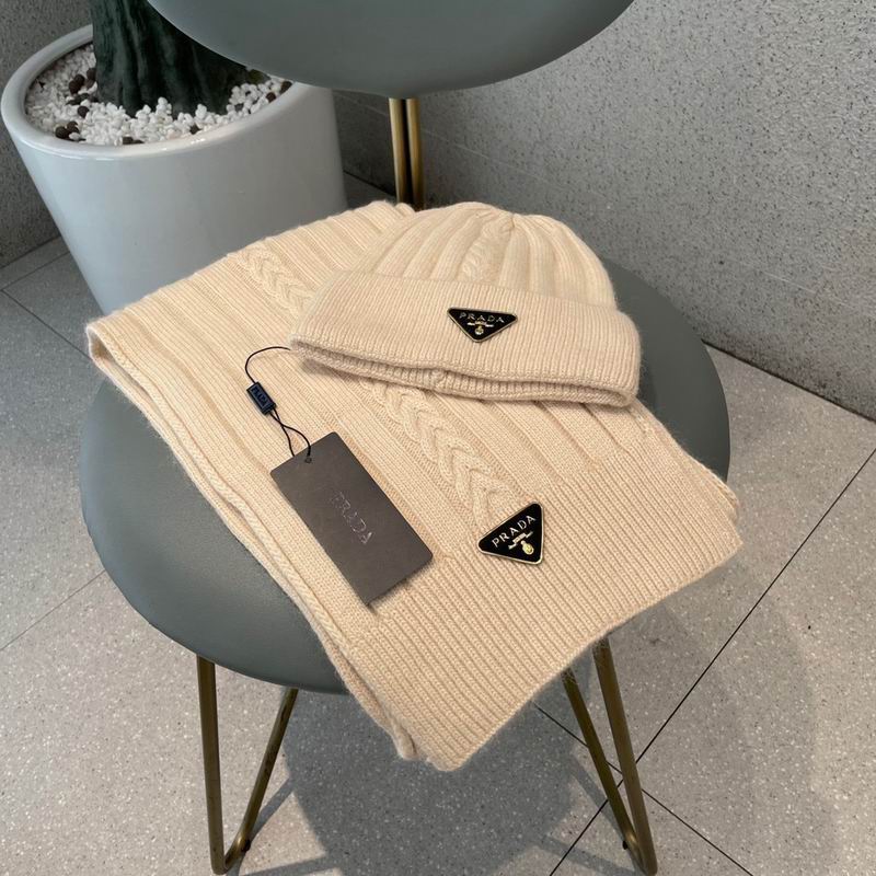 Prada Scarf hat 04 (20)