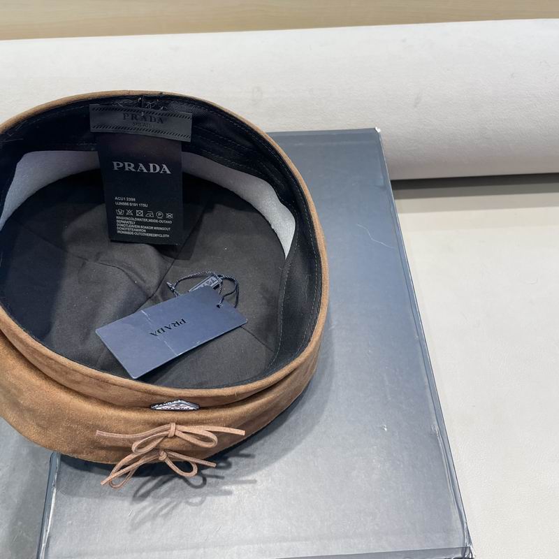 Prada beret (10)