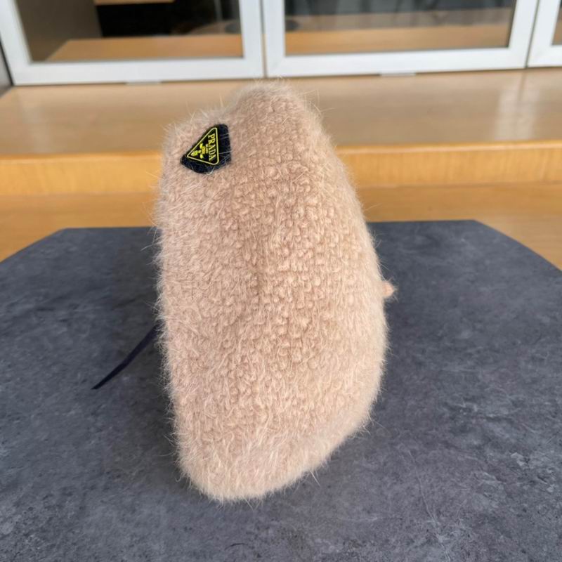 Prada beret (12)