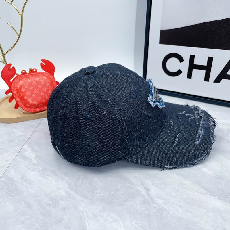 Prada cap dx (22)