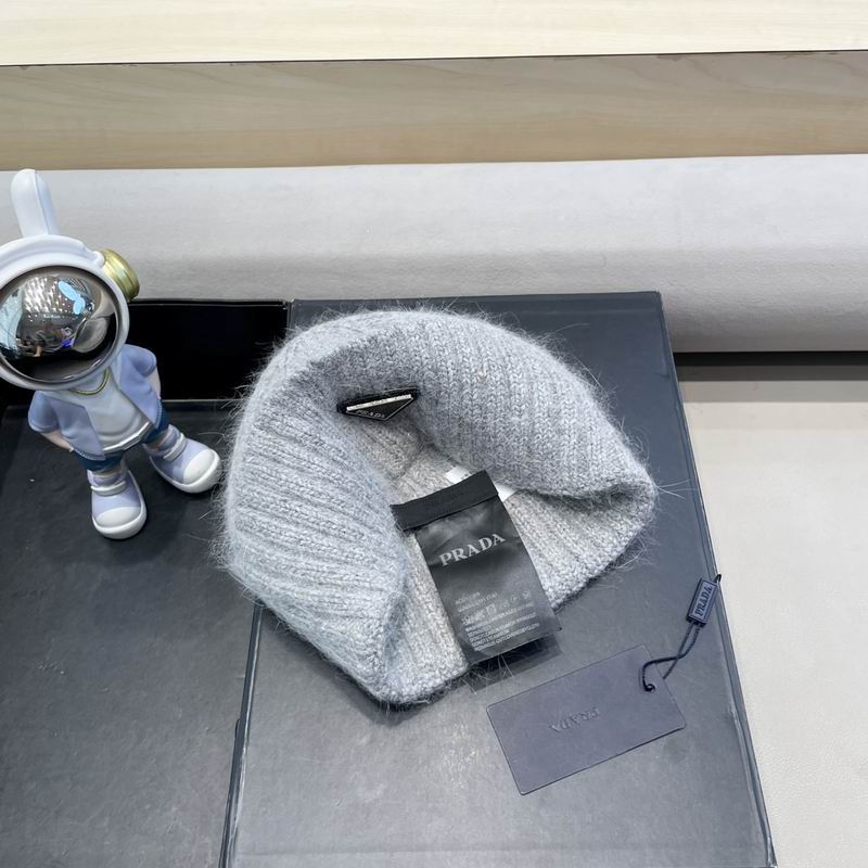 Prada hat (1)
