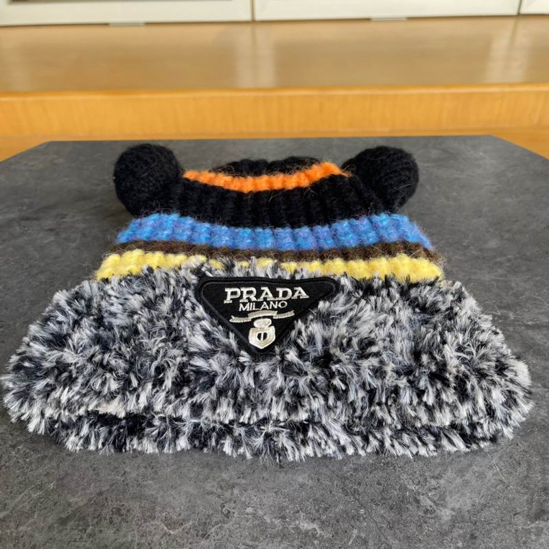Prada hat (100)