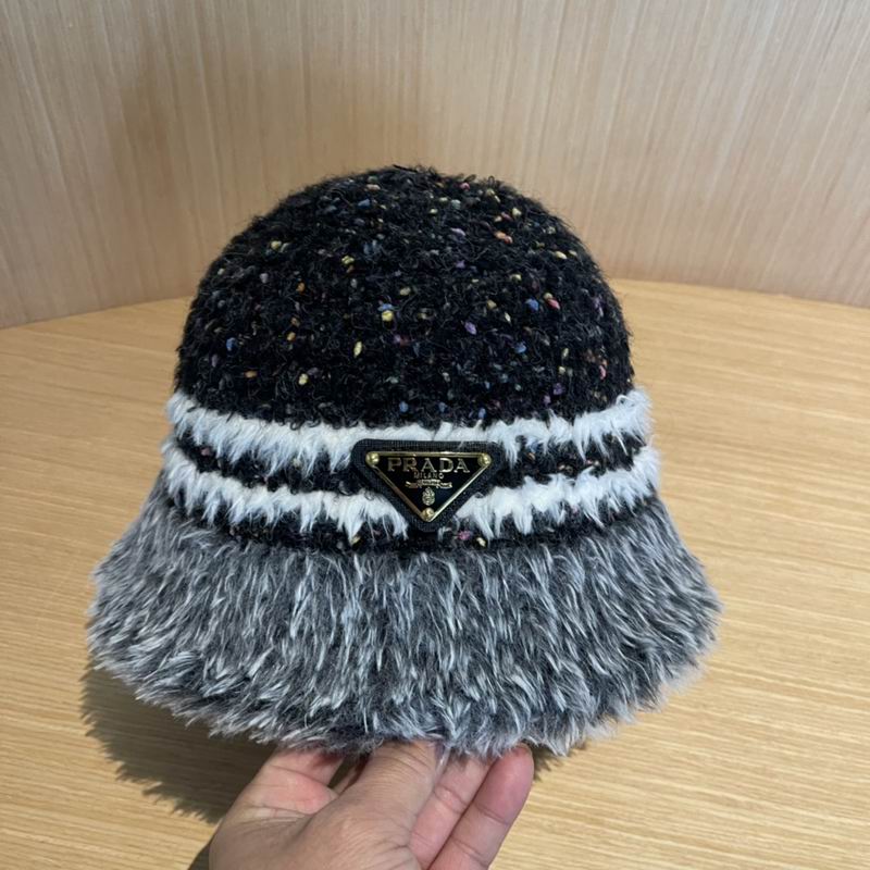 Prada hat (100)