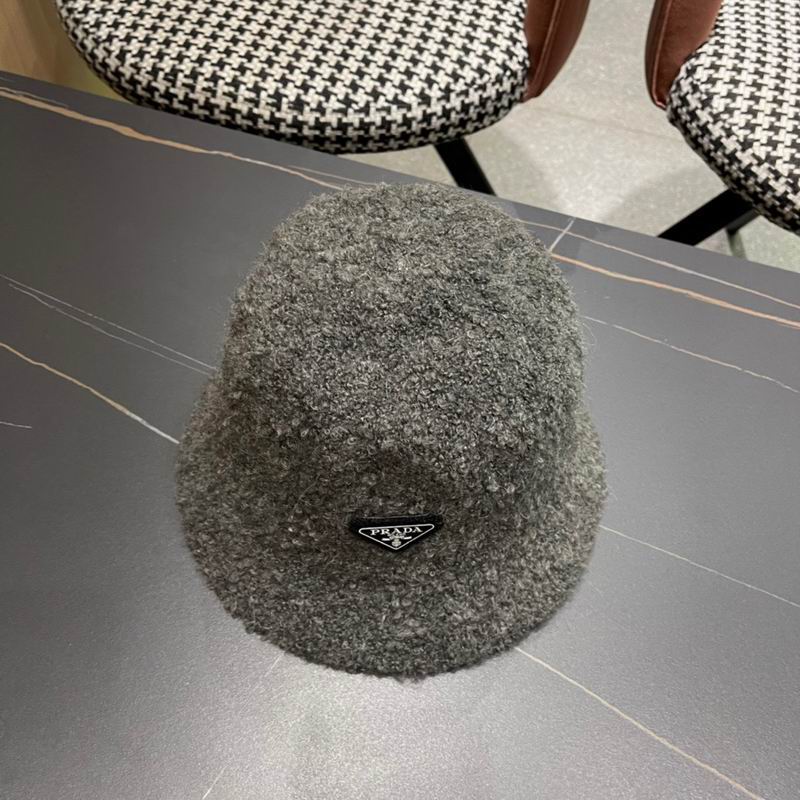 Prada hat (109)