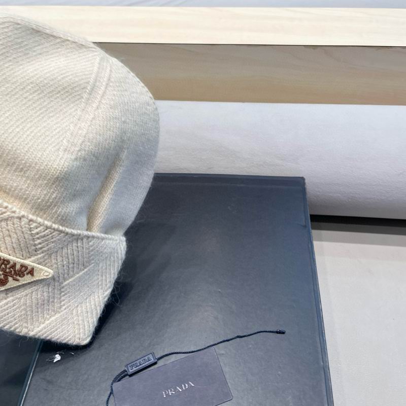 Prada hat (123)