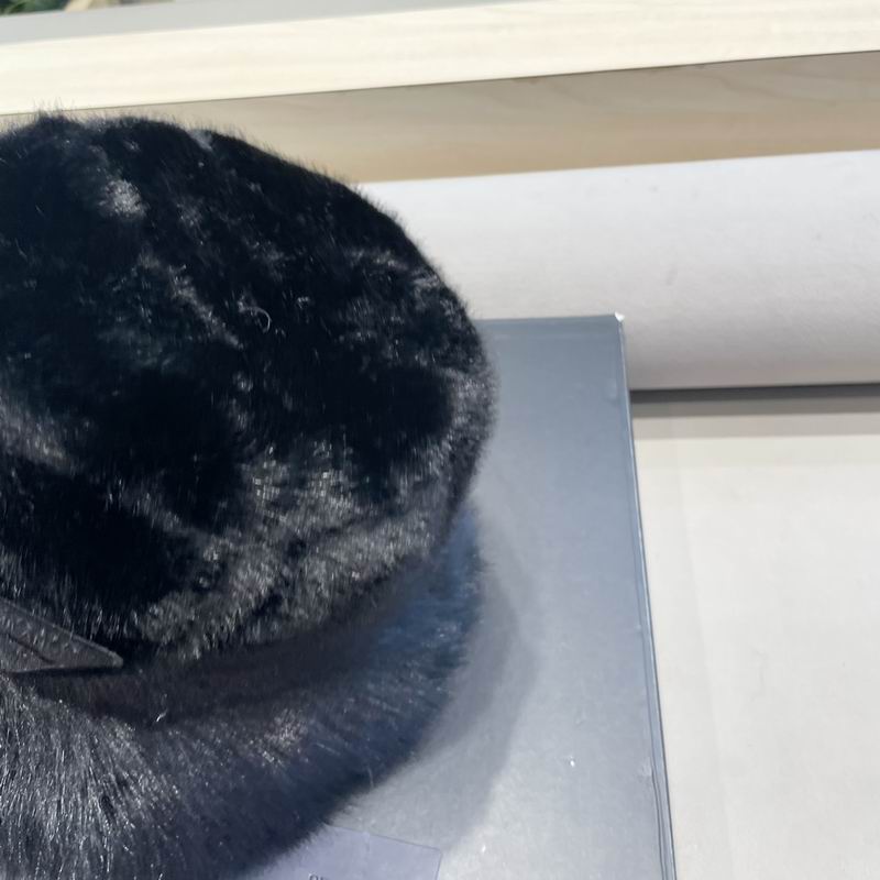 Prada hat (128)