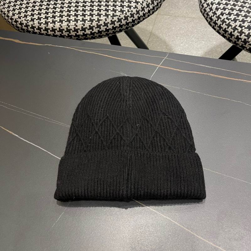 Prada hat (129)