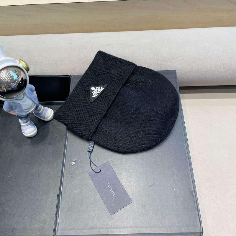 Prada hat (130)
