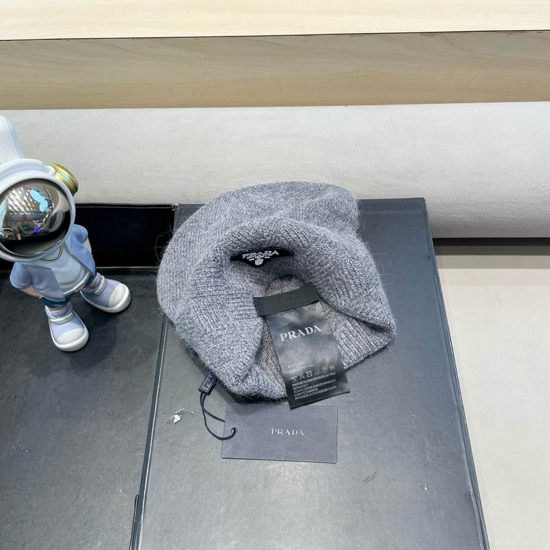 Prada hat (138)