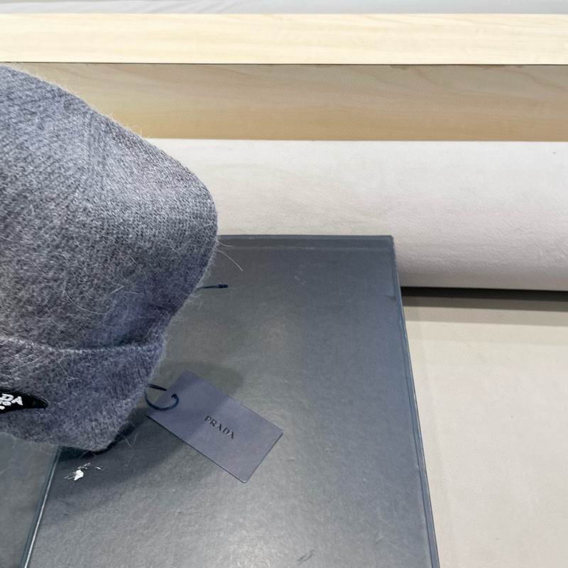 Prada hat (141)