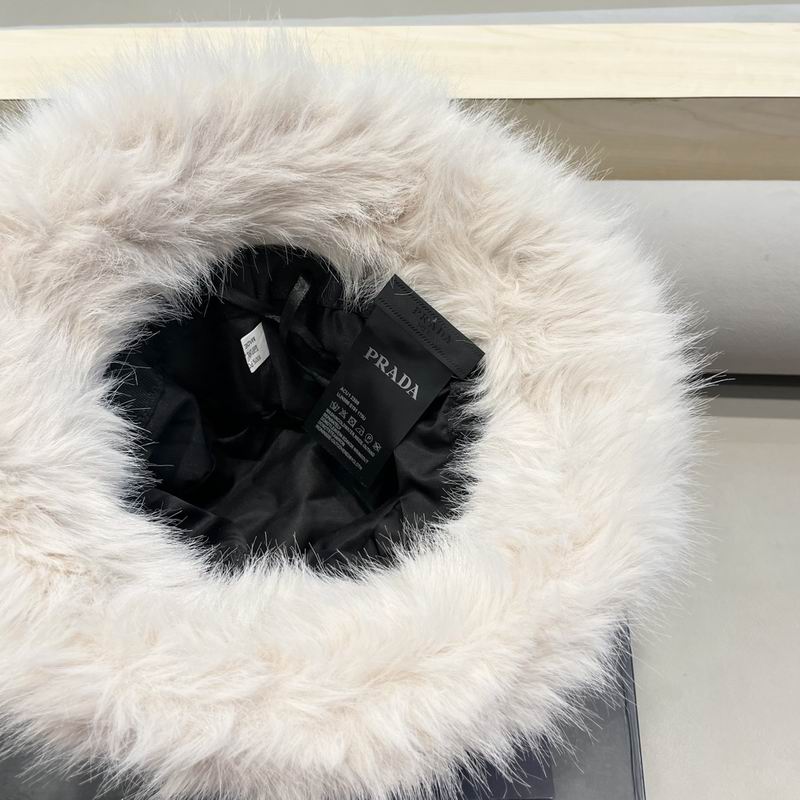 Prada hat (144)