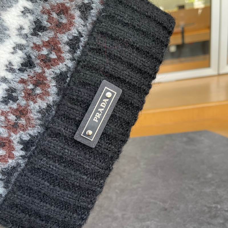 Prada hat (199)