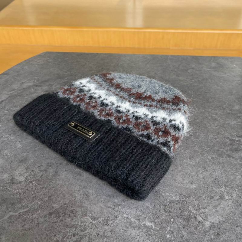 Prada hat (204)