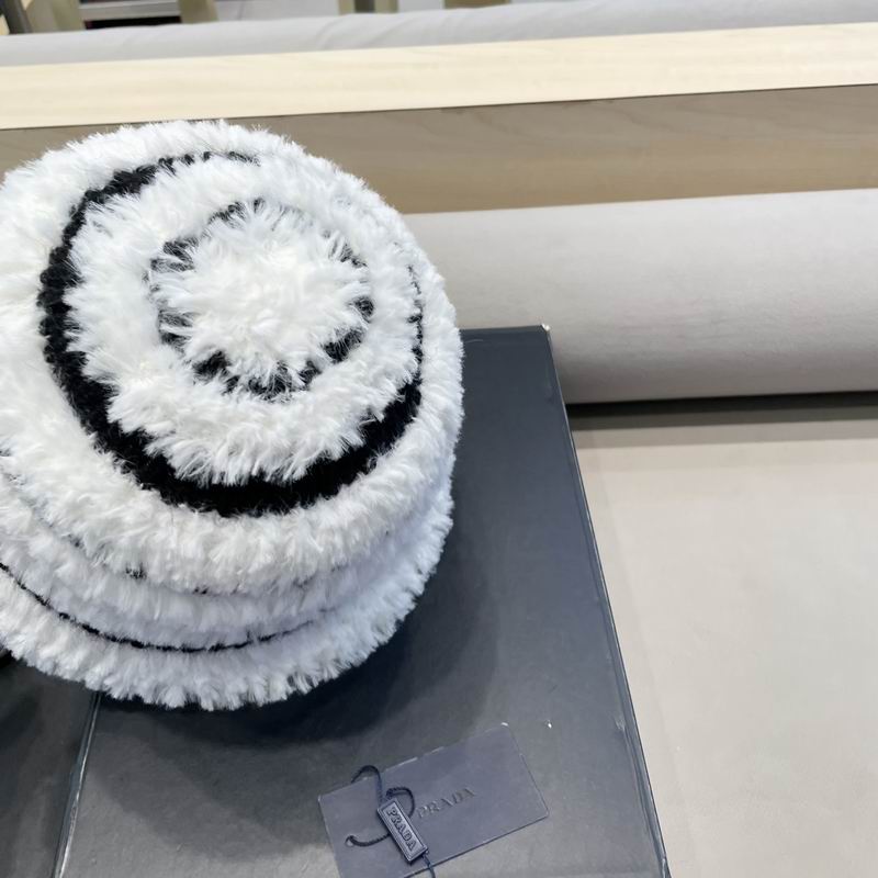 Prada hat (3)