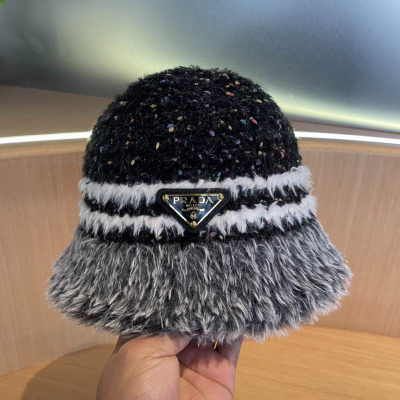 Prada hat (99)