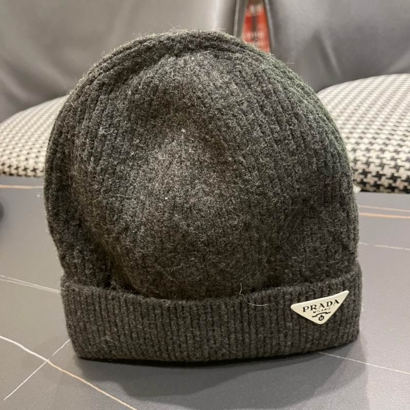 Prada hat (99)