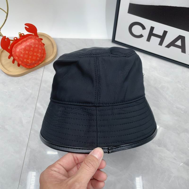 Prada hat dx (4)