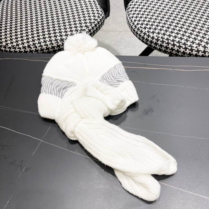 Prada scarf hat (94)