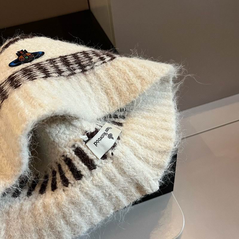 Vivienne Westwood hat (20)