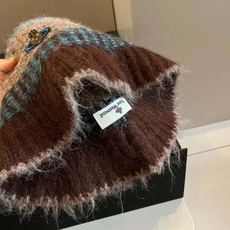 Vivienne Westwood hat (3)