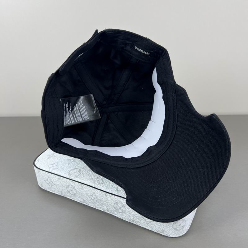 Balenciaga cap (119)
