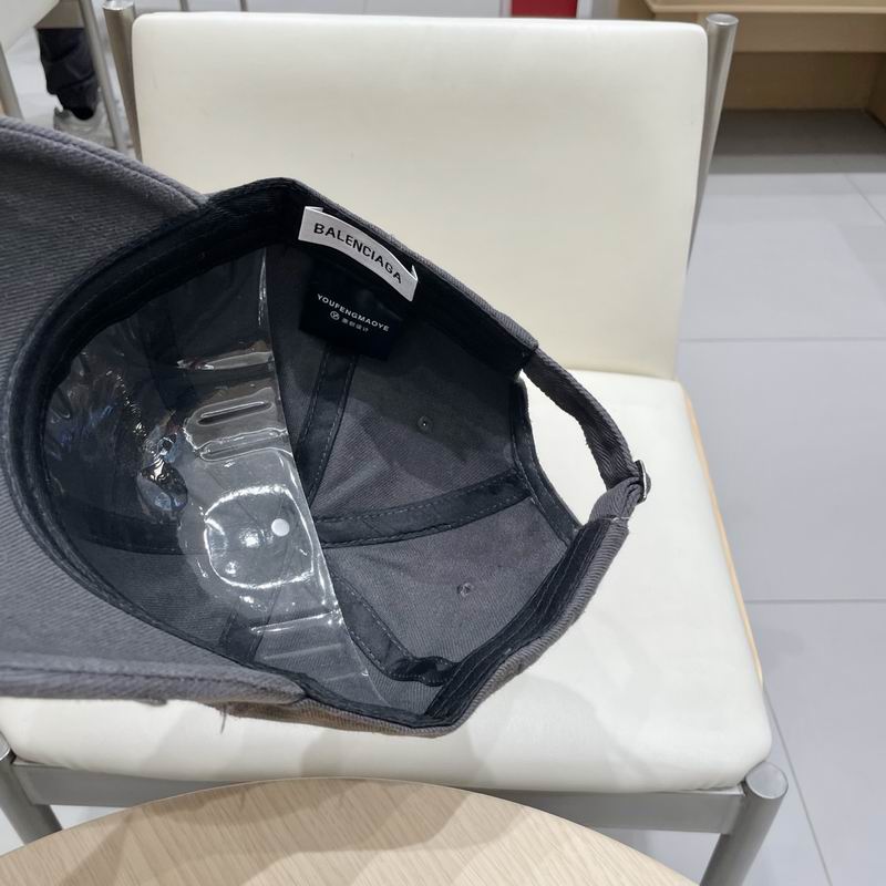 Balenciaga cap (127)
