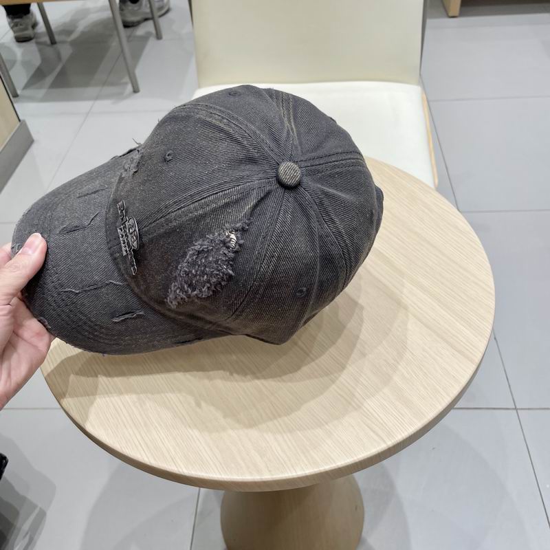 Balenciaga cap (130)