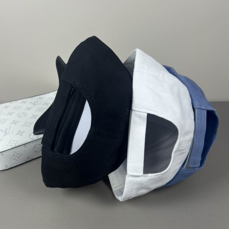 Balenciaga cap (136)