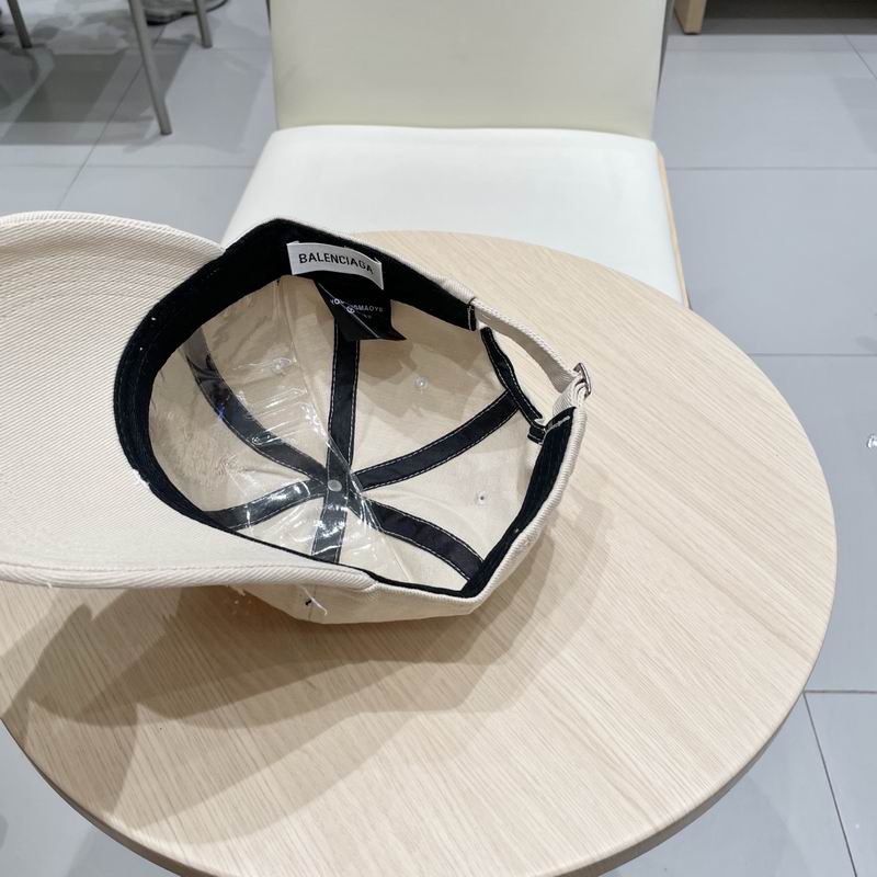 Balenciaga cap (136)