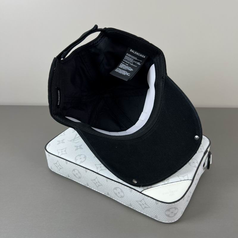 Balenciaga cap (238)