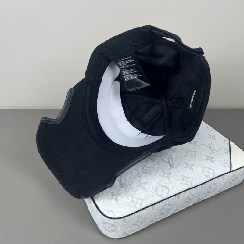 Balenciaga cap (50)