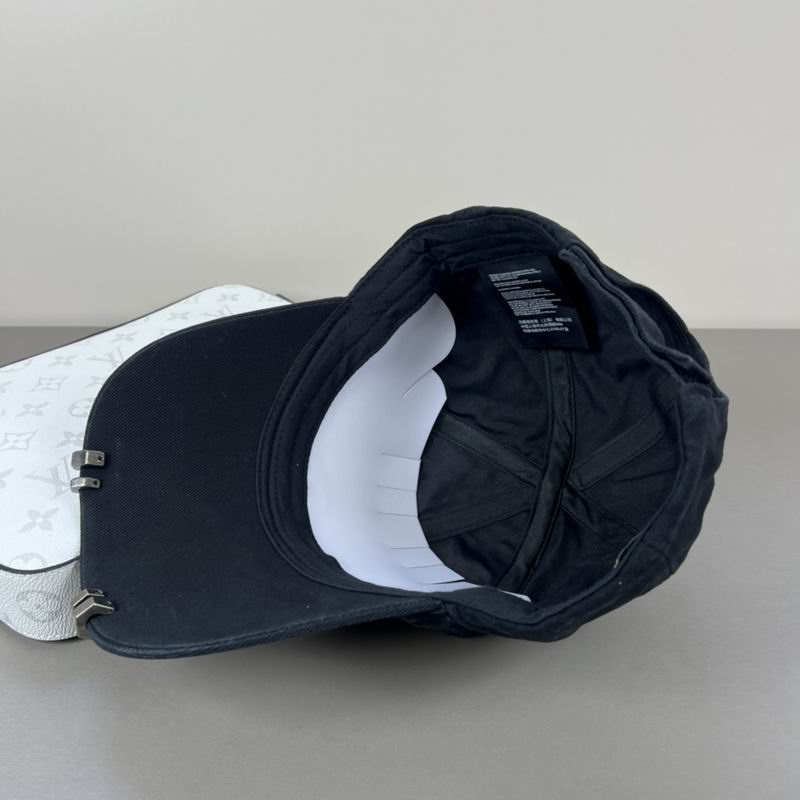 Balenciaga cap (91)