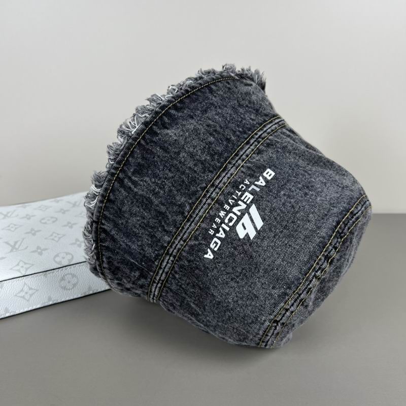 Balenciaga hat dx (6)