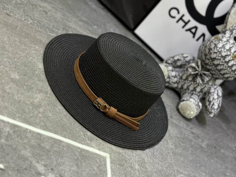 Balenciaga top hat dx (4)