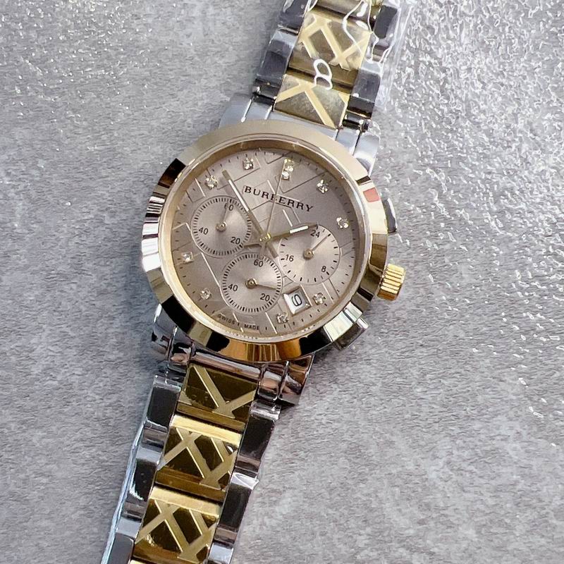 Burberry 33mm 57 (8)