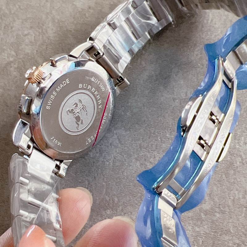 Burberry 33mm 58 (1)