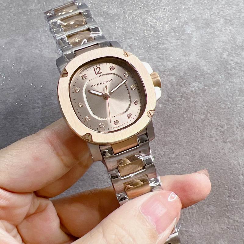 Burberry 34mm 61 (3)