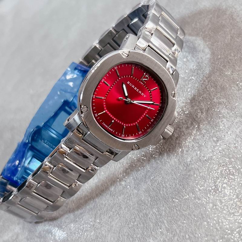 Burberry 34mm 62 (1)