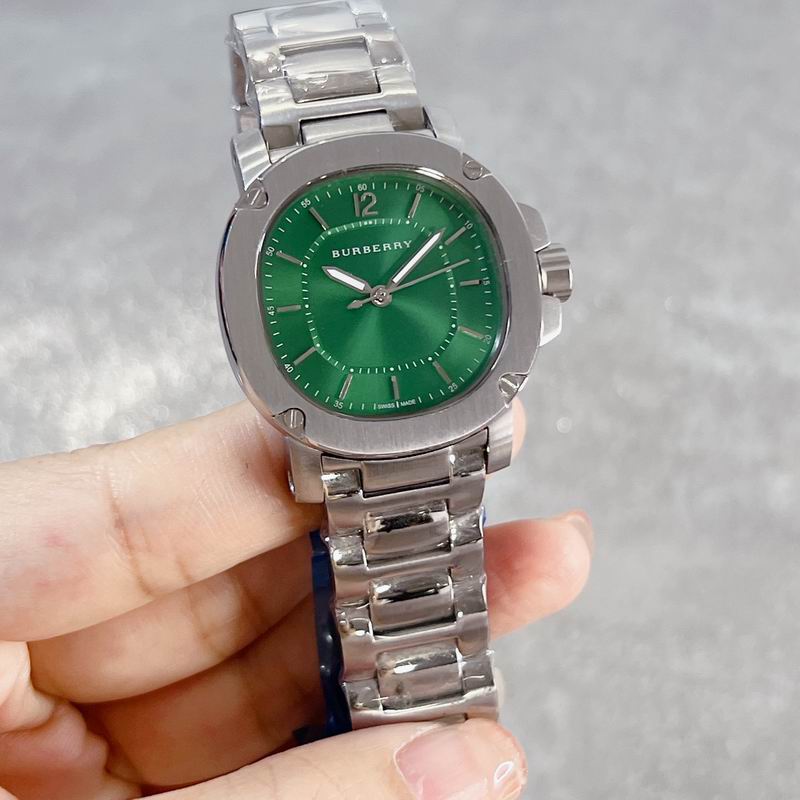 Burberry 34mm 62 (12)