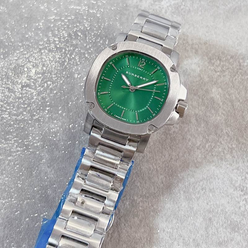 Burberry 34mm 62 (4)