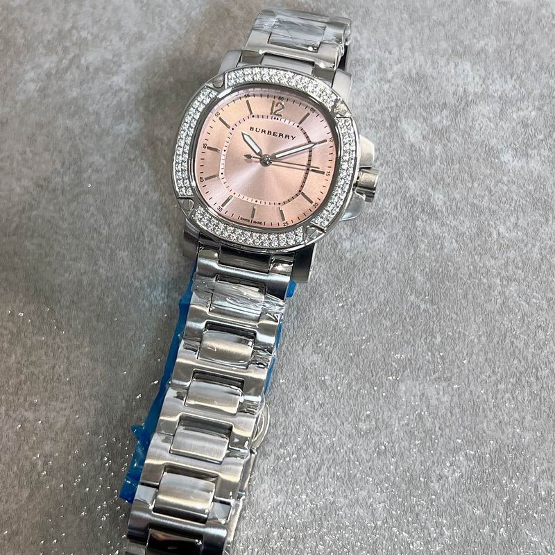 Burberry 34mm 71 (1)