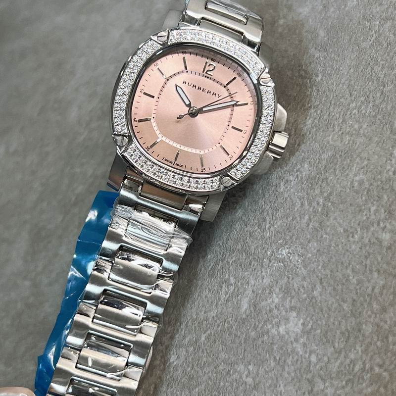 Burberry 34mm 72 (5)