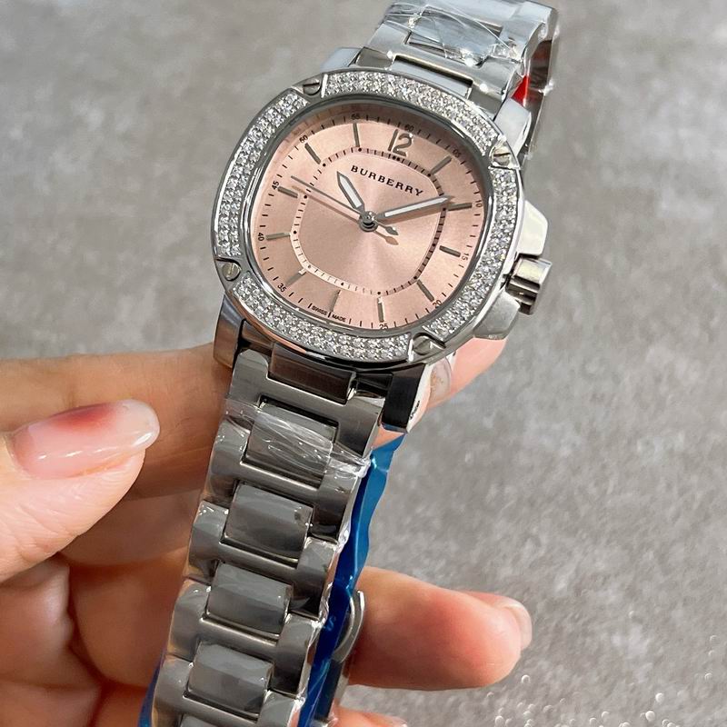 Burberry 34mm 72 (6)